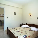 ενοικιαζόμενα 3*
