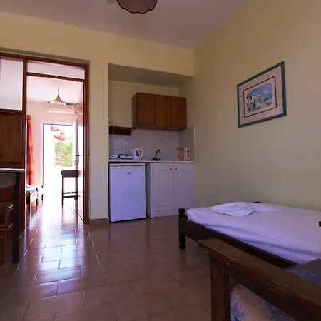 Ξενοδοχείο με διαμερίσματα ενοικιαζόμενα 3*