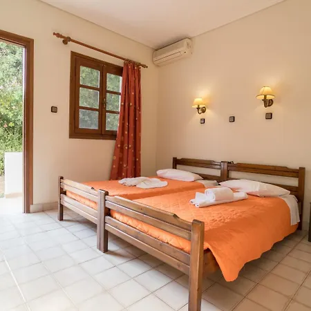 Lejlighedshotel Ampavris Family