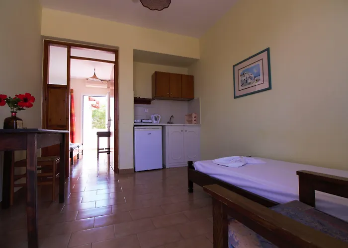 Ξενοδοχείο με διαμερίσματα ενοικιαζόμενα 3*