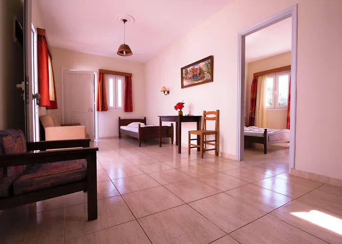 Ampavris Family Aparthotel 3*