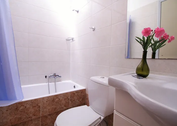 Ξενοδοχείο με διαμερίσματα ενοικιαζόμενα Αμπάβρης