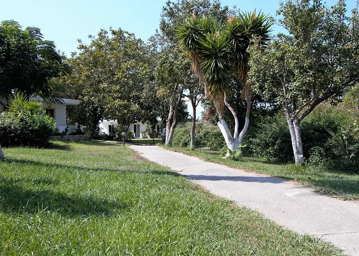 ενοικιαζόμενα Ξενοδοχείο με διαμερίσματα Αμπάβρης