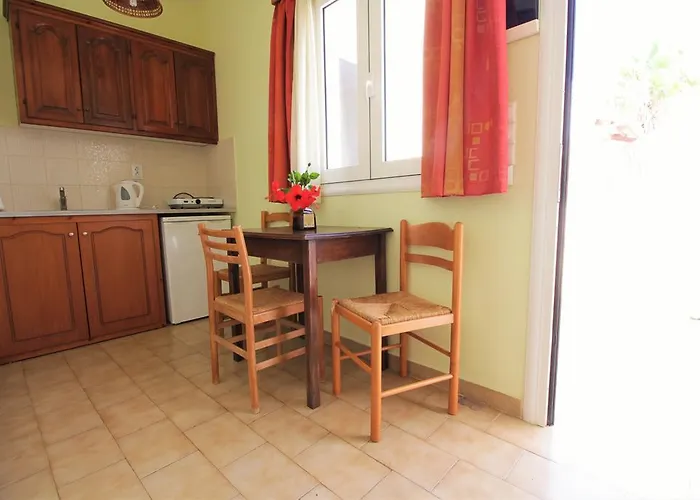 ενοικιαζόμενα 3* Αμπάβρης