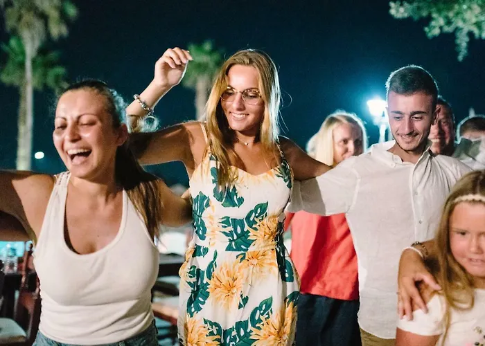 ενοικιαζόμενα 3* Αμπάβρης