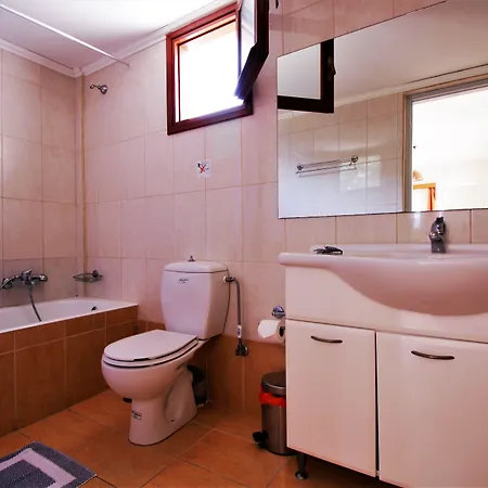 Family Hotel de apartamente Ampavris