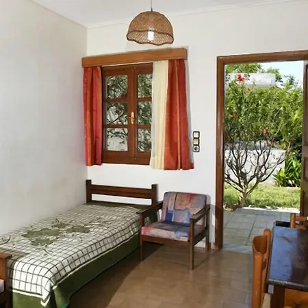 Family Hotel de apartamente Ampavris