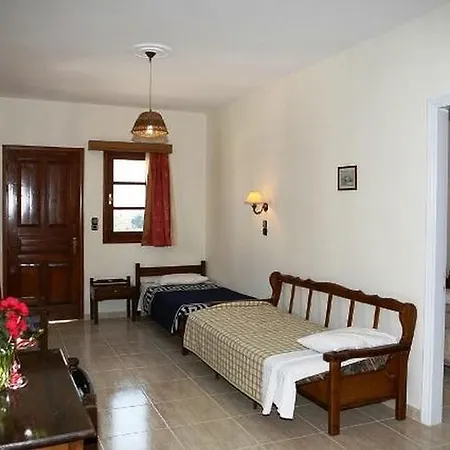 公寓式酒店 Family Ampavris