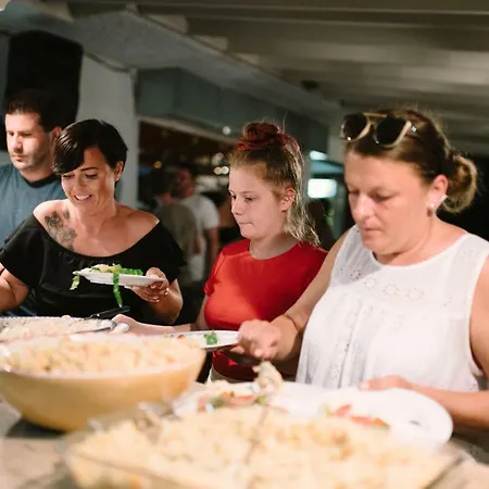 Hotel de apartamente Family