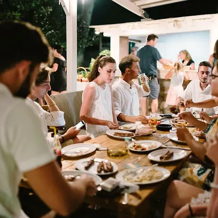 Family 公寓式酒店 3*